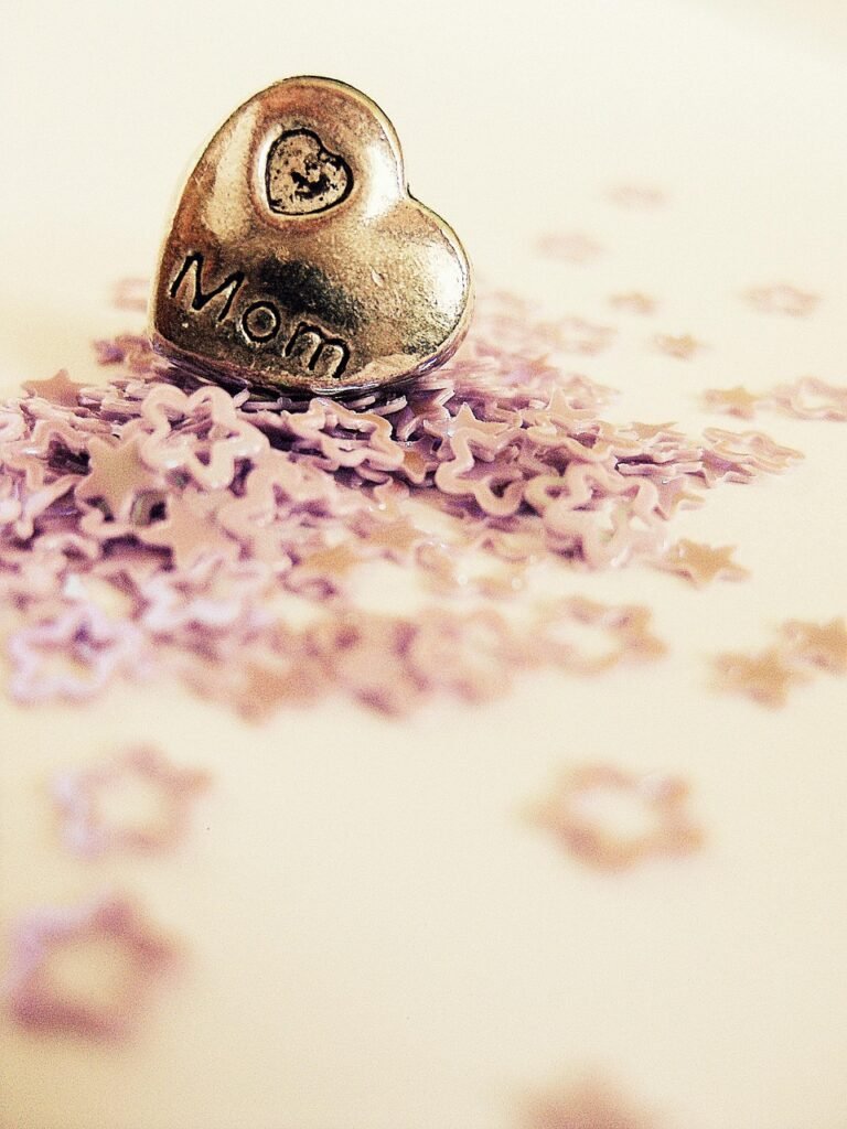 heart, love, mom, mother, family, shape, design, symbol, creative, mom, mom, mom, mom, mom, mother, mother, mother, mother